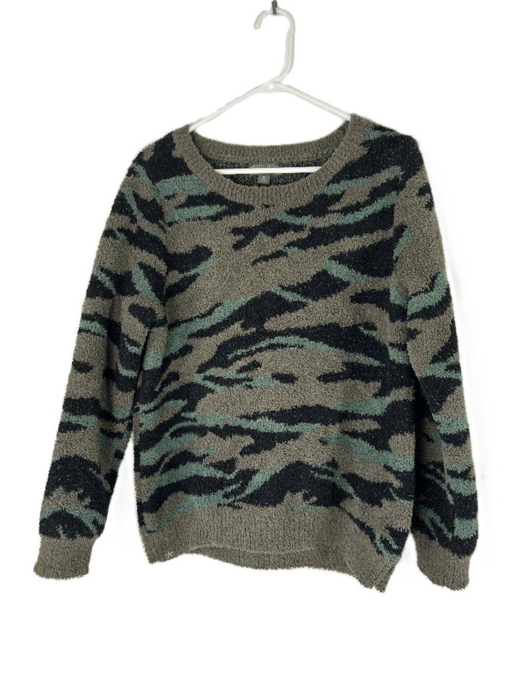 Barefoot Dreams Cozychic Camo Sweater M